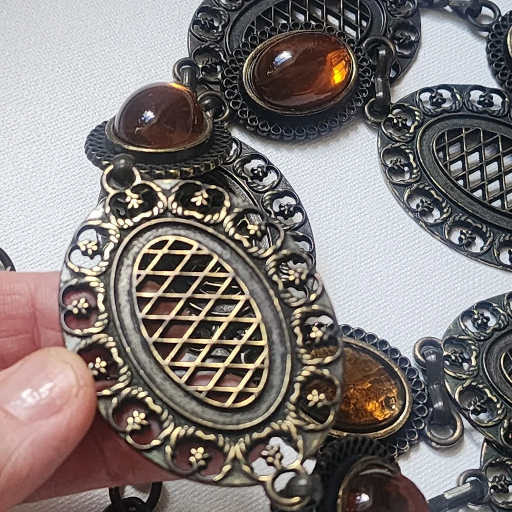 Amber Belt Vintage Jewelry Bronze Medallion Antique Gold Heavy Chain